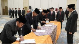 Menag Lantik Kamaruddin Amin sebagai Sekjen Kementerian Agama