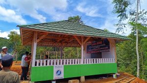 ARM HA-IPB Rampungkan Mushala Al Barokah dan Unit MCK untuk Penyintas Bencana di Cukang Paku, Sukabumi
