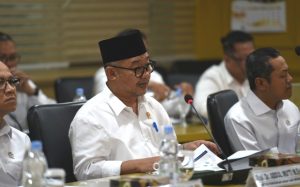 Kesejahteraan Guru Ditingkatkan : TPG Langsung ke Rekening, Bantuan untuk Honorer Disiapkan