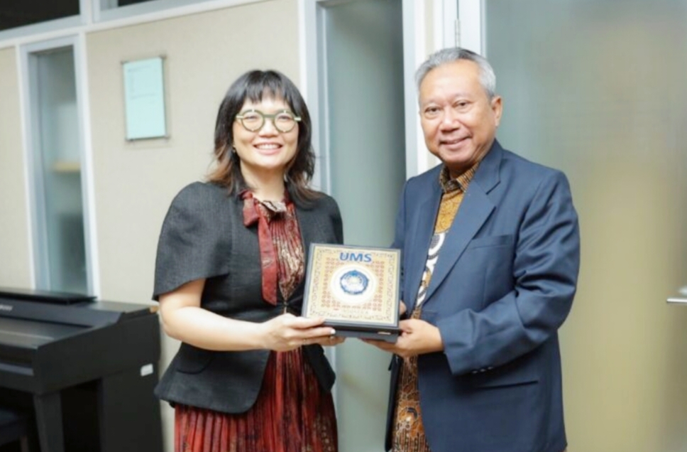 Wamendiktisaintek Apresiasi Hasil Riset dan Inovasi Universitas Muhammadiyah Surakarta (UMS)