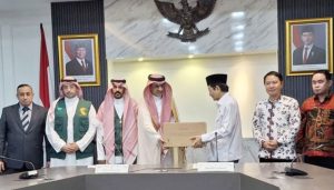 Jelang Ramadhan, Saudi Arabia Serahkan Bantuan 100 Ton Kurma untuk Masyarakat Indonesia