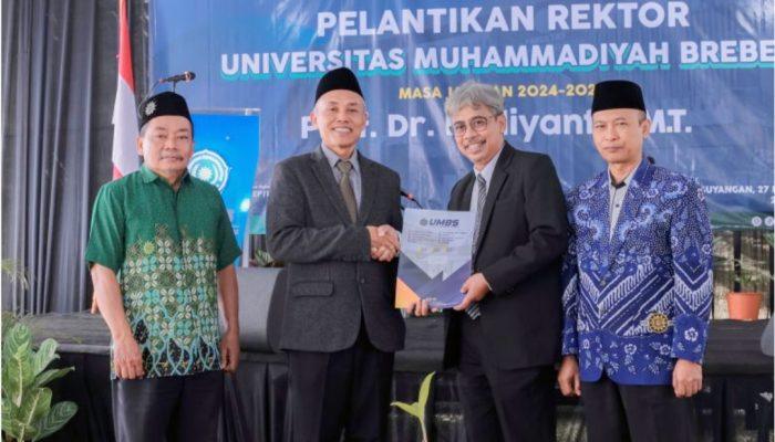 Cetak Sejarah untuk Pertama Kali, Rektor Universitas Muhammadiyah Brebes Dilantik