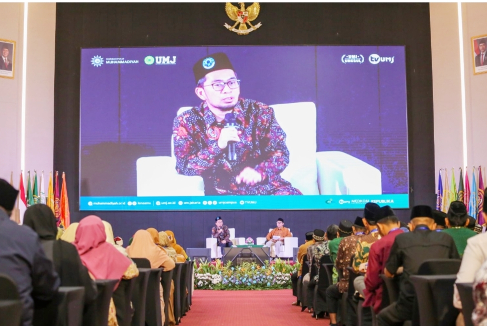 Pengkajian Ramadhan Muhammadiyah, Ustaz Adi Hidayat: Al-Qur’an Kurikulum Kehidupan