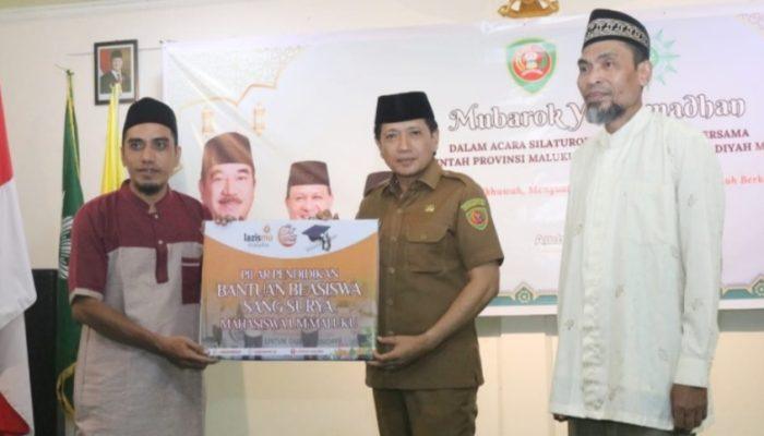 Mahasiswa Universitas Muhammadiyah (UM) Maluku Terima Bantuan Beasiswa Sang Surya
