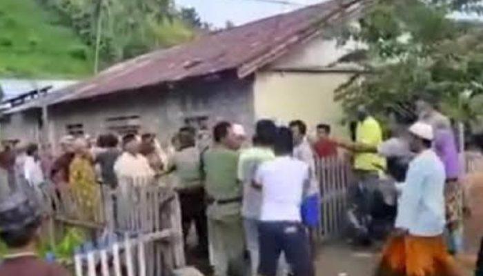 Pelarangan Penggunaan Fasilitas Umum untuk Kegiatan Ibadah, Inkonstitusional!