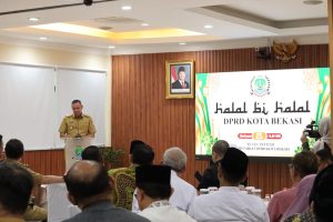 Wali dan Wawali Kota Bekasi Hadiri Halal Bihalal di DPRD Kota Bekasi