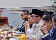 Dahnil Anzar Simanjuntak Soroti Urgensi Petugas Haji Perempuan dalam Raker Komisi VIII DPR RI