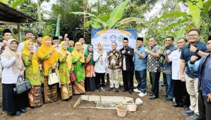 Wamendikdasmen Fajar Lakukan Groundbreaking SD ‘Aisyiyah Pertama di Brebes