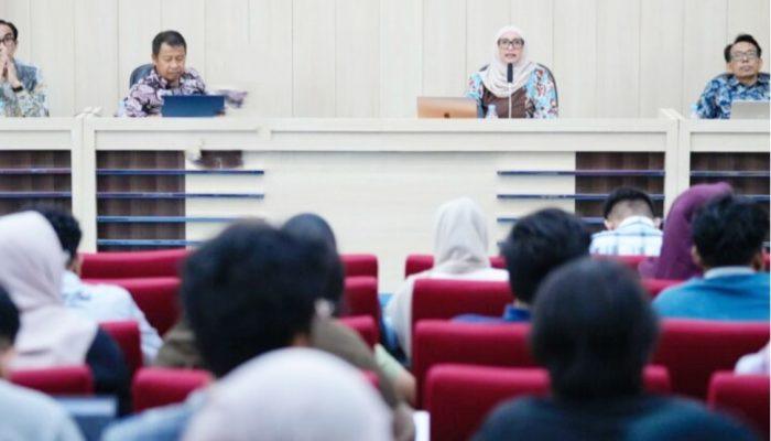 Ketegangan Perdagangan Global dan Trumponomics Dimata Dosen Kampus Muhammadiyah