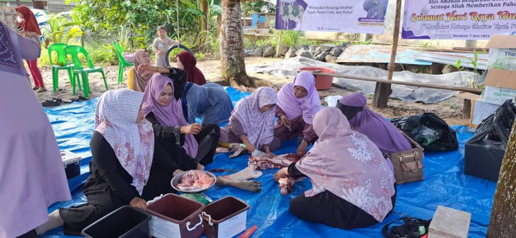 Salimah Tebar Daging Kurban ke Ribuan Penerima Manfaat