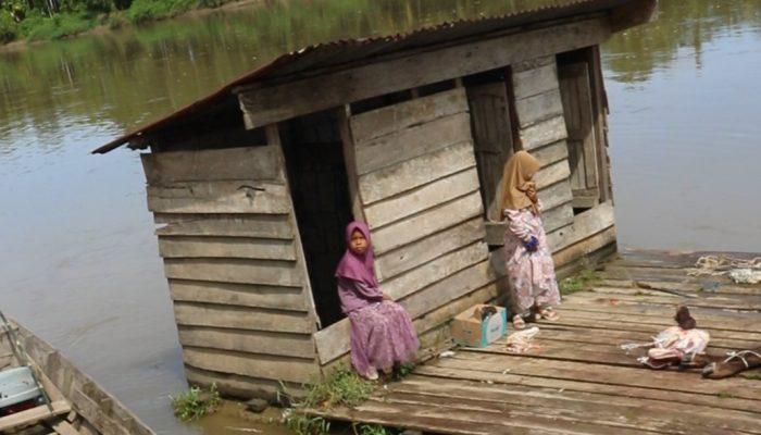 MCK Terapung hingga Robin-Sawit Jadi Andalan Hidup, Hadirnya Qurban Sambung Harapan Mereka