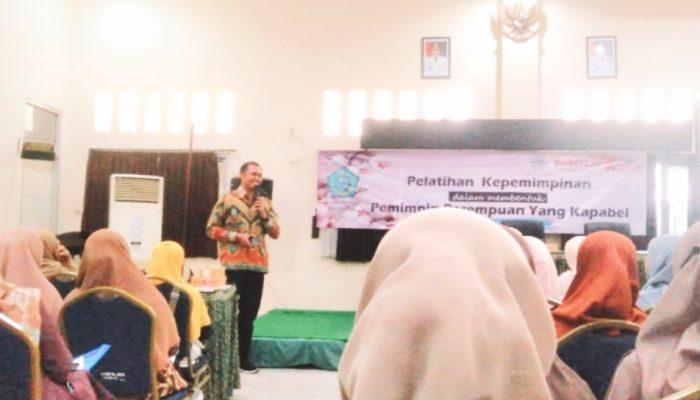 Pelatihan Seru Aisyiyah Sidoarjo: Jadi Jurnalis Sehari, Pembicara Percaya Diri