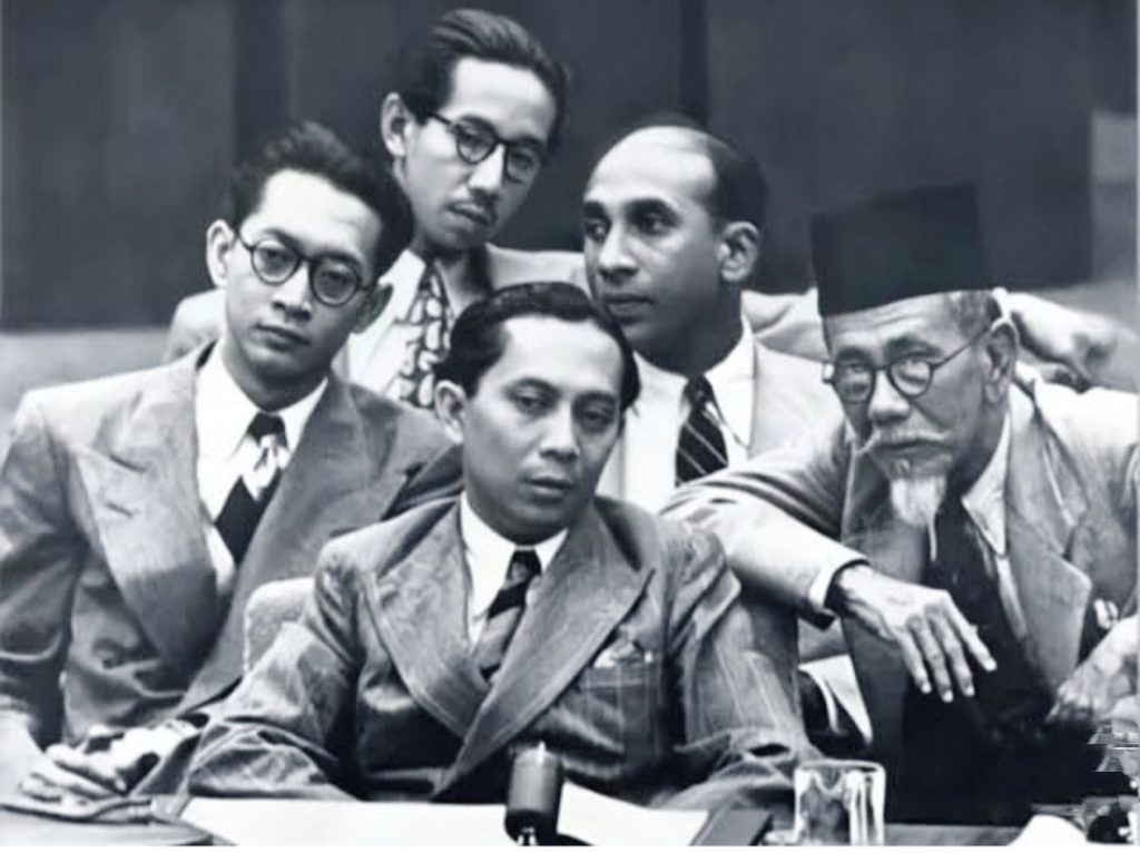 Belajar Berdemokrasi dari Zaman Pergerakan, Studi Kasus yang Dialami KH Agus Salim