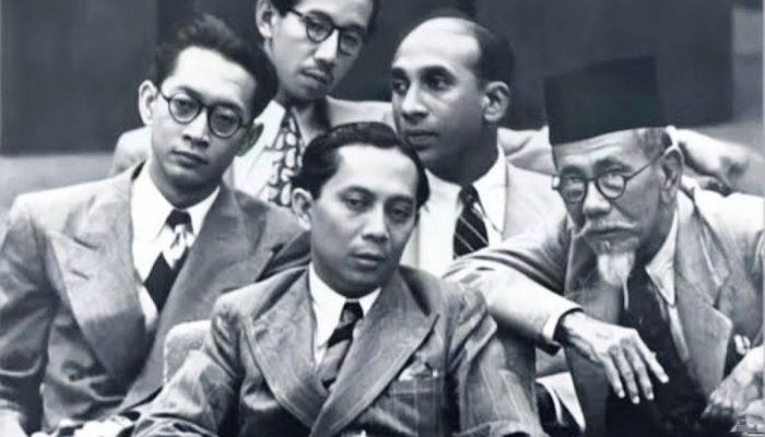 Belajar Berdemokrasi dari Zaman Pergerakan, Studi Kasus yang Dialami KH Agus Salim