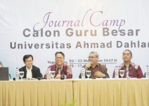 Journal Camp UAD: Cetak Calon Guru Besar Unggul dan Produktif