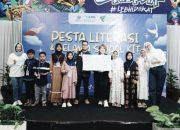 Dompet Dhuafa dan Tokio Marine Life Peduli Ajak Penyintas Kebakaran Manggarai Belanja Perlengkapan Sekolah