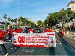 DPP Front Jihad Islam DIY Bagikan 100 Bendera Merah Putih di Titik Nol Kilometer Yogyakarta