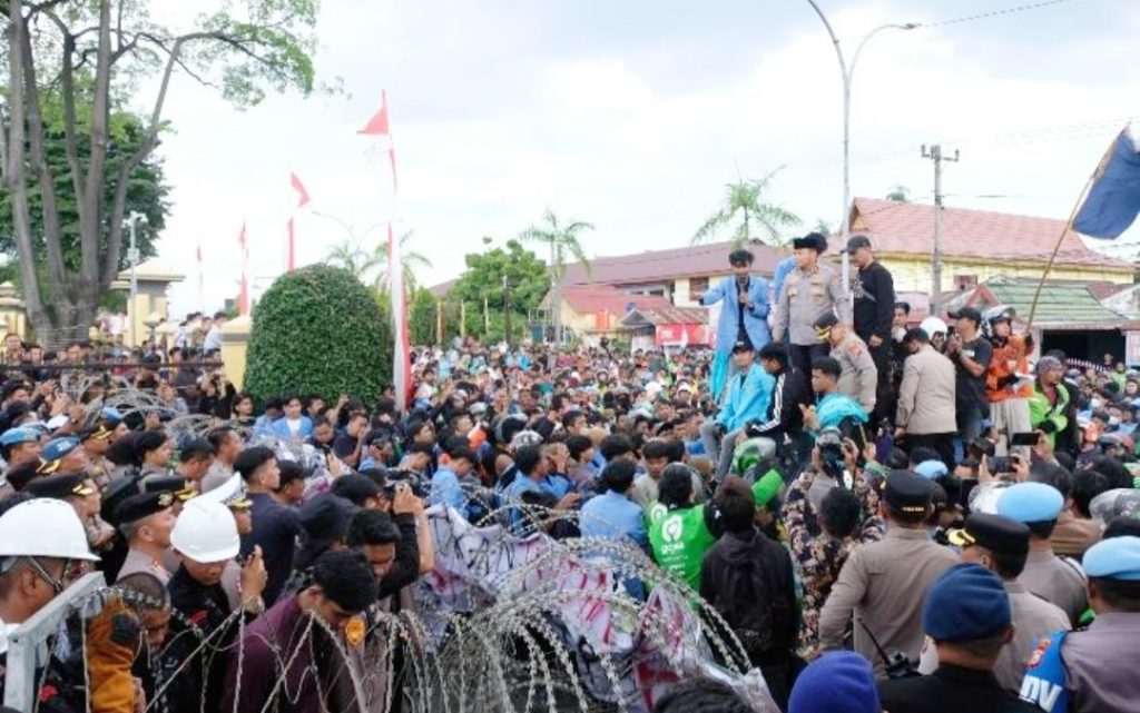 Terkait Aksi Massa DPP Asosiasi Dosen Indonesia Sampaikan Himbauan Dialog dan Kedamaian