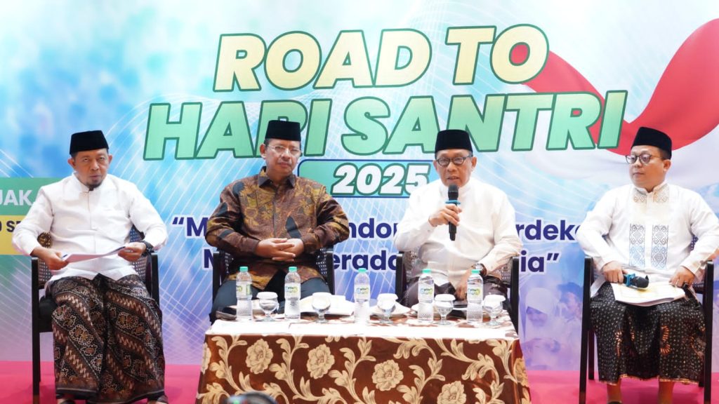 Semarak Hari Santri 2025, dari MBG, Cek Kesehatan Gratis, hingga Aksi Satu Santri Satu Pohon
