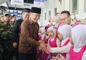 Wamen Fajar Tekankan Pentingnya Parenting Kolaboratif Hadapi Era Digital