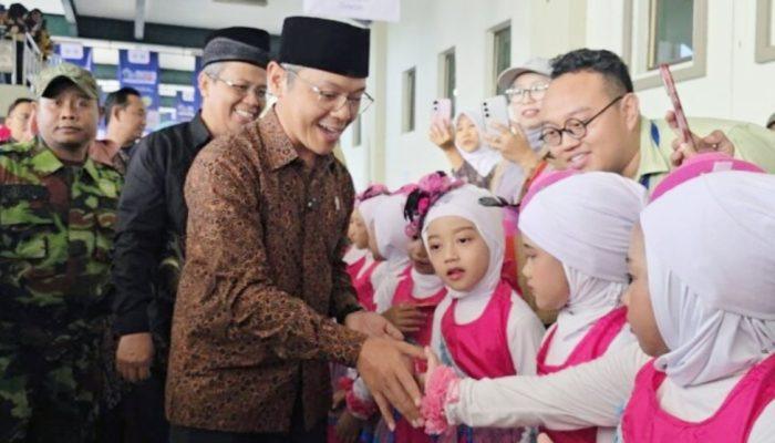 Wamen Fajar Tekankan Pentingnya Parenting Kolaboratif Hadapi Era Digital