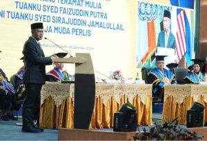 Muhammadiyah Anugerahkan Gelar Doktor HC dan Bintang Tertinggi untuk Raja Muda Perlis