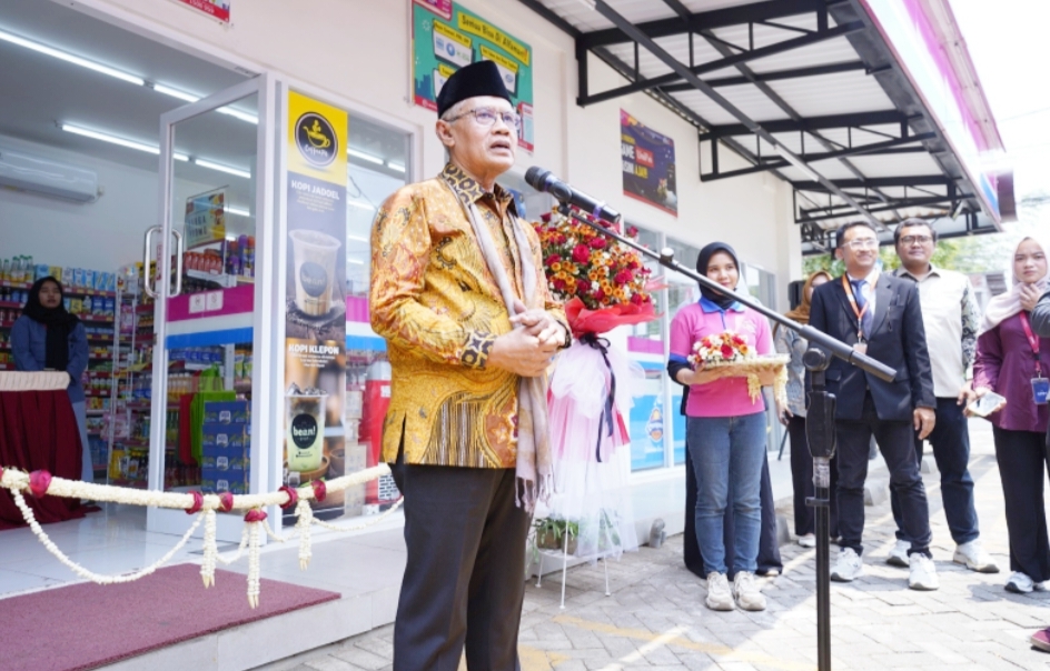 Haedar Nashir Resmikan Mentarimu Mart di UMM, Simbol Kemandirian Ekonomi Muhammadiyah