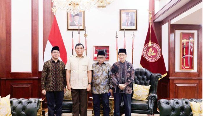 Ketua MUI: Menhan Sampaikan Keinginan Presiden Prabowo untuk Hadir di Munas XI