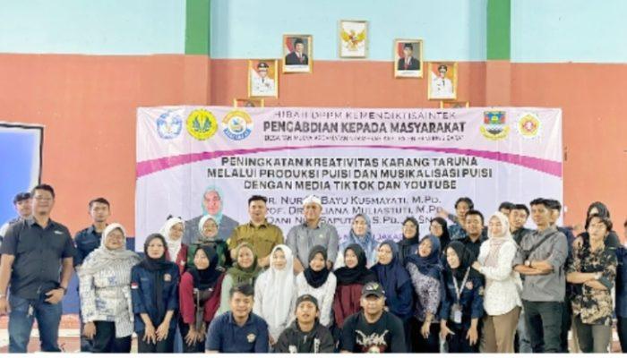 Pengabdian Masyarakat dengan Meningkatkan Kreatifitas Karang Taruna Desa Tanimulya Kecamatan Ngamprah Kabupaten Bandung Barat