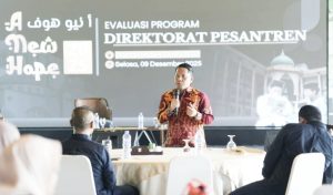 Sekjen Kemenag Dorong Penguatan Pesantren Berhasil