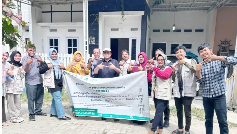 Babe Haikal Gerakkan Ribuan Pendamping Halal Bantu Penanganan Bencana Sekaligus Tinjau Korban Banjir Medan