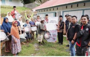 Muhammadiyah Salurkan Amanah Masyarakat, Bantuan Logistik dan 500 Family Kit untuk Penyintas Bencana