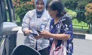 BRI KC Cimanggis Hadirkan Layanan Humanis, Teller Layani Pensiunan di Luar Gedung