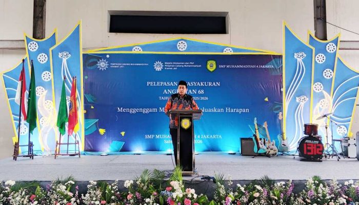 Pesan Ketua PDM JakTim kepada Lulusan SMP Muhammadiyah 4 Kramat Jati : 4 Kunci Sukses Alumni